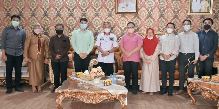 Bupati Pohuwato Saipul Mbuinga Menerima Kunjungan Tim BPK RI Perwakilan Provinsi Gorontalo, Selasa 29/03/2022 (Istimewa)