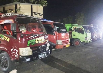 Lima Truk Bermuatan Batu Hitam Ditangkap Polda Gorontalo. (Foto: Humas Polda Gorontalo)