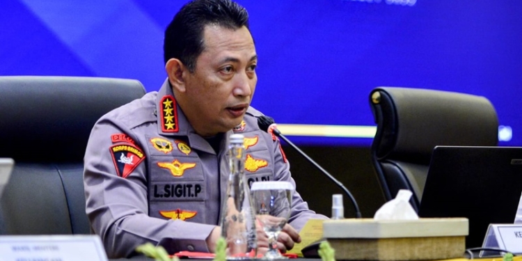 Kapolri Jenderal Listyo Sigit Prabowo saat menghadiri acara pelaporan SPT Tahunan oleh pejabat negara di Kantor Kementerian Keuangan (Kemenkeu), Jakarta, Selasa (8/3/2022). (Foto: Humas Polri)