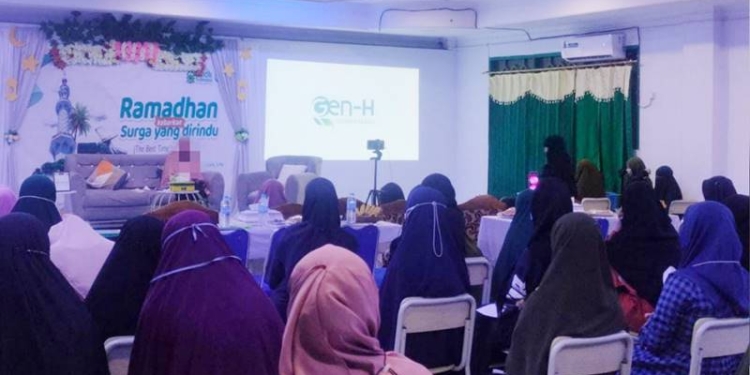 Forum Muslimah Dakwah Kampus Indonesia (FMDKI) Daerah Gorontalo mengadakan Kegiatan Kajian Ramadhan Ilmiah Muslimah (KARIMAH), Ahad (20/03/2022)