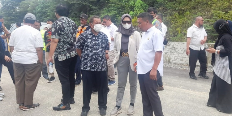 Tim pansus LKPJ Gubernur Gorontalo tahun 2021 meninjau sarana dan prasaran GORR, Rabu (23/3/2022) (istimewa)