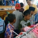 Kebahagiaan anak-anak yatim piatu dan dhuafa saat berbelanja pakaian lewat program peduli sesama umat Masjid 3M Pohuwato. (Yusuf/gopos)