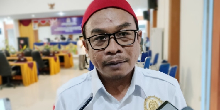 Ketua Komisi I DPRD Kabupaten Bone Bolango, Faisal Mohie. (Foto: Putra/Gopos)