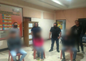 Tim Resmob Satuan Reskrim Polres Tomohon mengamankan seorang pria yang diduga melalukan penganiayaan di Kelurahan Tumatangtang, Tomohon, Senin (25/4/2022) malam.
