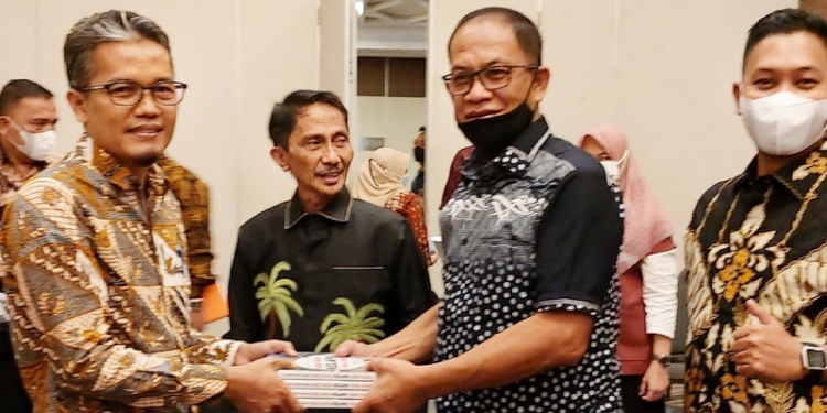 Bupati Gorontalo Bakal Warnai IKN Dengan Tanaman Kelapa. (Foto: Istimewa)