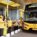Ketua Umum DPP Partai Golkar Airlangga Hartarto melepas secara resmi perjalanan bus mudik gratis program dari partai Golkar, Jumat (29/4/2022).