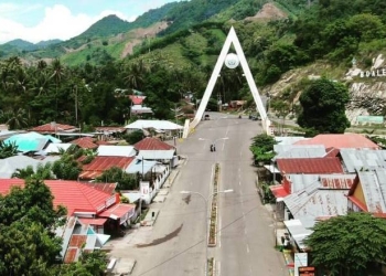 Jembatan Soeharto, Tilamuta, sebagai salah satu icon milik Kabupaten Boalemo (foto: @is_rauf)