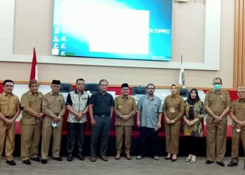 Penilaian tahap III verifikasi tingkat Kota oleh Bapennas RI, Penghargaan Pembangunan Daerah (PPD) tahun 2022, di Bandayo Lo Yiladia. Senin (4/4/2022). Foto : Sari/gopos