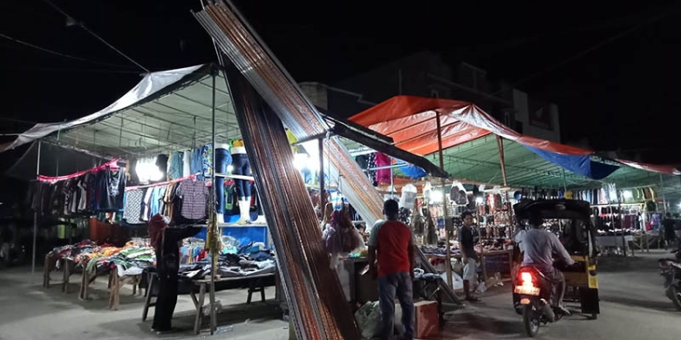 Suasana pasar senggol Kota Gorontalo, Selasa (26/4/2022). Foto : Sari/gopos