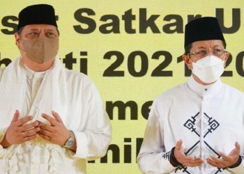 Imam Besar Masjid Istiqlal Jakarta Prof Nasaruddin Umar bersama Ketua Umum DPP Partai Golkar Airlangga Hartarto.