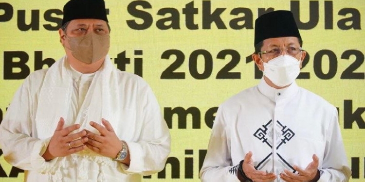 Imam Besar Masjid Istiqlal Jakarta Prof Nasaruddin Umar bersama Ketua Umum DPP Partai Golkar Airlangga Hartarto.