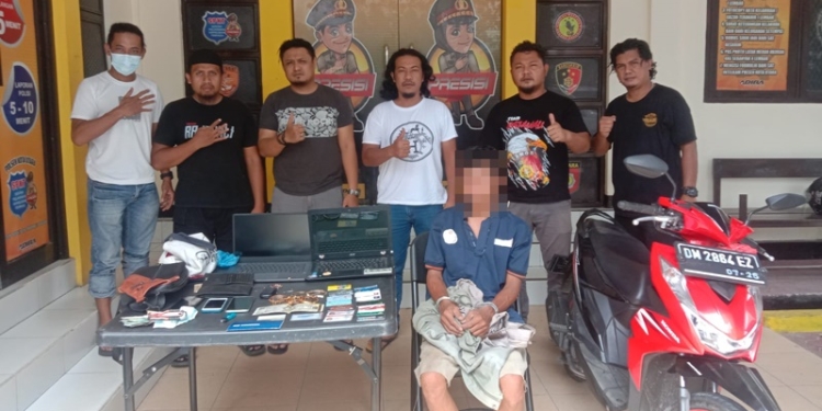 Pelaku pencurian laptop dan handphone diamankan Tim Rajawali Polres Gorontalo Kota, Sabtu (16/4/2022) (istimewa)