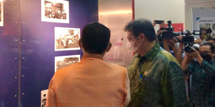 Menko Airlangga Tragedi 98