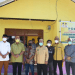 Gubernur Rusli Habibie didampingi beberapa pimpinan OPD, baznas dan pemilik rumah, usai meresmikan rumah korban puting beliung yang berhasil di renovasi oleh pemprov Gorontalo melalui baznas, di desa Biluhu Timur, Kecamatan Batudaa Pantai, Kamis (7/4/2022). (Foto: Salman)