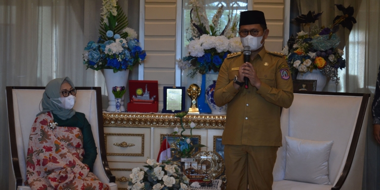 Pj Gubernur Gorontalo Imbau OPD Buat Rapat Dalam Daerah