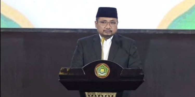 Menteri Agama Yaqut Cholil Qoumas dalam peringatan Nuzulul Quran di Jakarta, Selasa (19/4/2022). [Kementerian Agama]