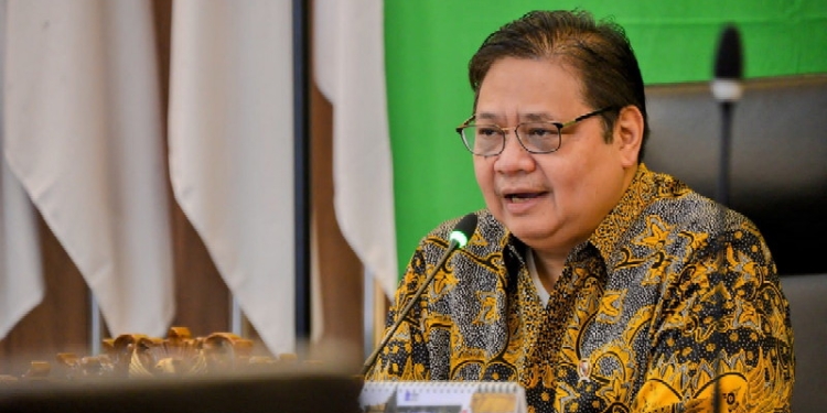 Menteri Koordinator Bidang Perekonomian Airlangga Hartarto saat konferensi pers, Jumat (20/5/2022).