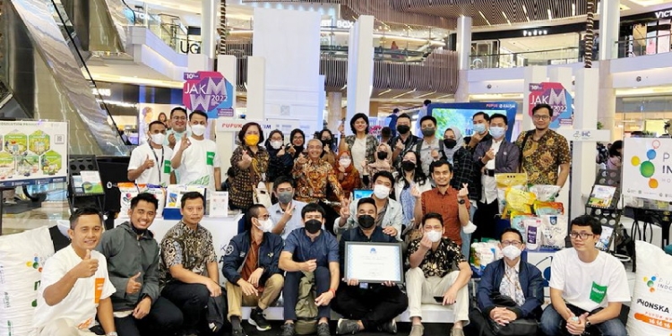 Kenalkan keunggulan produk guna mendorong optimalisasi sektor pertanian dalam negeri, PT Pupuk Kalimantan Timur (PKT) meriahkan Jakarta Marketing Week (JakMW) 2022, yang diselenggarakan Markplus Inc. di Grand Atrium Kota Kasablanka Mall, pada 18-22 Mei 2022. (Foto: Istimewa)