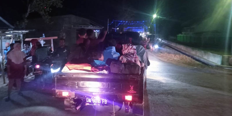 Para warga mulai berdatangan ke wilayah Kampung Jawa, Limboto Barat menjelang puncak perayaan lebaran ketupat 1334 H. (Farun/gopos)