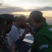 Pemantauan hilal yang dilakukan oleh Tim Rukyatulhilal Kemeng Provinsi Gorontalo (muhajir/gopos)
