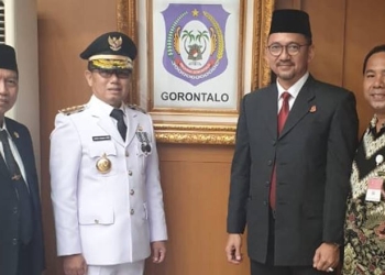 Pelantikan Hamka Hendra Noer