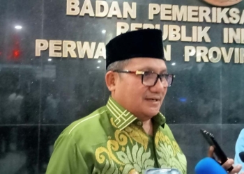 Wali Kota Gorontalo, Marten Taha, saat mengunjungi kantor BPK Provinsi Gorontalo, Rabu (18/5/2022). (Foto: Sari/Gopos)