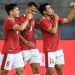 Pemain Timnas Indonesia Witan Sulaeman (kiri), bersama Dimas Drajad dan Asnawi Mangkualam saat merayakan gol ke gawang Nepal. [Twitter/Akun Piala Asia AFC/screenshot/Suara.com]