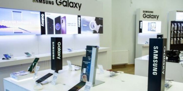 Ilustrasi Samsung Galaxy. [Shutterstock/Suara.com]