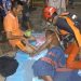 Korban berhasil dievakuasi oleh tim SAR gabungan, Rabu (1/6/2022). Foto : Humas SAR.