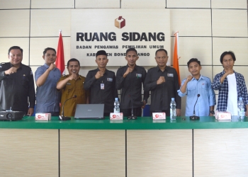 Tahapan Pemilu, Bawaslu Bone Bolango menggandeng insan pers untuk mensosialisasikan tahapan Pemilu Serentak 2024. (Foto Indra/Gopos)