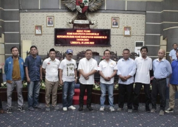 Komite Olahraga Nasional Indonesia (KONI) Kabupaten Gorontalo melaksanakan rapat pleno tahun 2022 guna peningkatan program olahraga. (Foto: Istimewa)