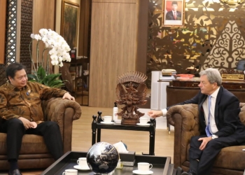 President Boeing International Sir Michael Arthur dan President Boeing Southeast Asia Alexander C. Feldman, Selasa (14/06), bertemu Menteri Koordinator Bidang Perekonomian Airlangga Hartarto.