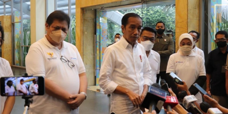 Presiden Jokowi Puji Airlangga Sebagai ‘Motor’ Kartu Prakerja