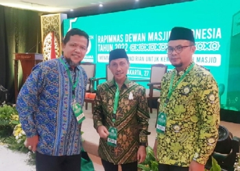 Ketua Dewan Masjid Indonesia (DMI) Provinsi Gorontalo saat mengikuti kegiatan hari lahir DMI ke-50 di gedung DMI jakarta timur tersebut dihadiri seluruh ketua DMI dan Sekertaris dan pengurus se Indonesia, Senin (27/6/2022).