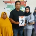 Calon Kepala Desa Mootilango, Kecamatan Duhiadaa, Kabupaten Pohuwato, Suharno Ibrahim, Didampingi Pendukung, Sabtu 25/06/2022 (Yusuf/Gopos)