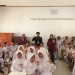 Mahasiswa Teknik Geologi UNG mengadakan sosialisasi mitigasi bencana alam di SDN 2 Botumoito, Rabu (30/3/2022) (istimewa)