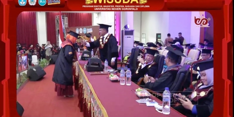 Prosesi wisuda lulusan UNG, Kamis (30/6/2022) (muhajir/gopos)