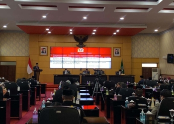 Rapat Paripurna DPRD Kota Blitar, Senin (6/6/2022). (Foto: Thoha/gopos)