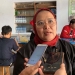 Anggota DPRD Jatim, Erma Susanti saat ditemui usai bersih-bersih area Makam Bung Karno bersama ratusan tukang becak, Sabtu (18/6/2022). (Foto: mt/gopos)