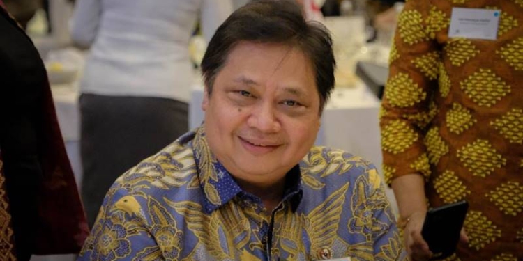Menteri Koordinator Bidang Perekonomian Airlangga Hartarto dengan Perdana Menteri (PM) Australia Anthony Albanese di Jakarta, Senin (6/06) malam.