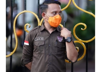 Ismail Sam Giu, S.Sos, M.I.Kom – Fungsional Pranata Humas Ahli Muda di Dinas Kominfo dan Statistik Pemprov Gorontalo.