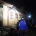 Proses penanganan kebakaran oleh pihak Damkar Kabupaten Gorontalo. (Foto: Istimewa)