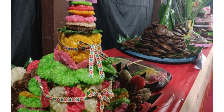 FESTIVAL CUCUR - Sajian khas di festival cucur Kabupaten Gorontalo. (Foto: Putra/Gopos)