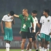 Sujumlah pemain Indonesia U19 meluapkan kekecewaannya usai laga penyisihan grup Piala AFF U-19 melawan Myanmar U-19 di Stadion Patriot Candrabhaga, Bekasi, Jawa Barat, Minggu (10/7/2022). Meskipun menang dengan skor 5-1, Indonesia U-19 tetap tersingkir dari Piala AFF U-19. ANTARA FOTO/Suara.com