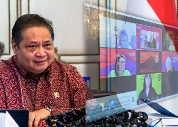 Menteri Koordinator Bidang Perekonomian Airlangga Hartarto saat memberikan sambutan secara virtual dalam KTT W20 tersebut, Kamis (21/07).