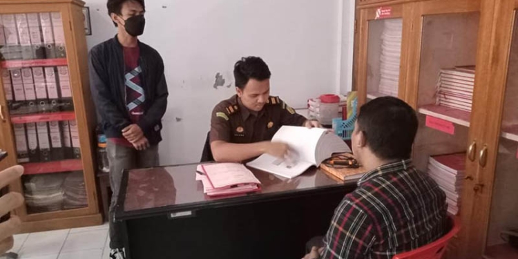 Pelimpahan perkara investasi bodong Mantri Trader yang diduga melibatkan WN dilimpahkan ke Kejari Pohuwato