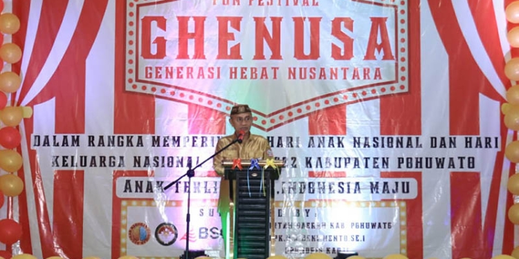 Bupati Pohuwato, Saipul Mbuinga, Memberikan Sambutan Peringatan HAN, di Gedung Panua Pohuwato, Senin 25/07/2022 (Yusuf/Gopos)