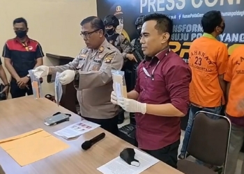 Konferensi Pers terkait kasus Narkoba di Ruang Bidang Humas Polda Gorontalo, Kamis (14/7/2022). (Foto: Putra/Gopos)