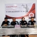 Konferensi Pers yang dipimpin Lukman Ismail,S.H.,M.H dengan juru bicara Andi Aulia Arifuddin,S.H.,M.H. saat dan Hasnia,SH.M.H di Kantor DPD Ikadin Provinsi Gorontalo, Sabtu (30/7/2022). (Foto: Putra/Gopos)