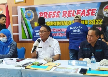 Konferensi Pers penangkapan pelaku pengedaran narkoba di Kabupaten Pohuwato, Jumat (8/7/2022) (istimewa)